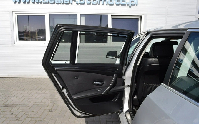 BMW Seria 5 cena 24900 przebieg: 254000, rok produkcji 2010 z Hrubieszów małe 667